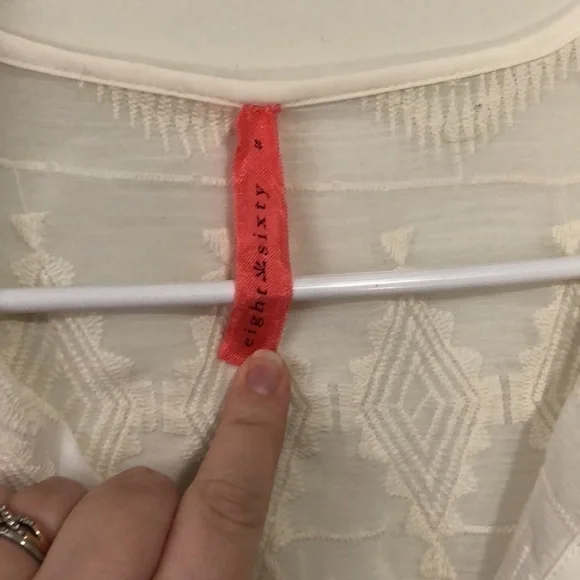 Eight sixty boho cream lace long sleeve top size small - Picture 5 of 7